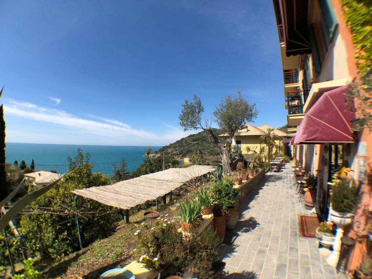 Hotel Villa Belvedere Бонасола Екстериор снимка